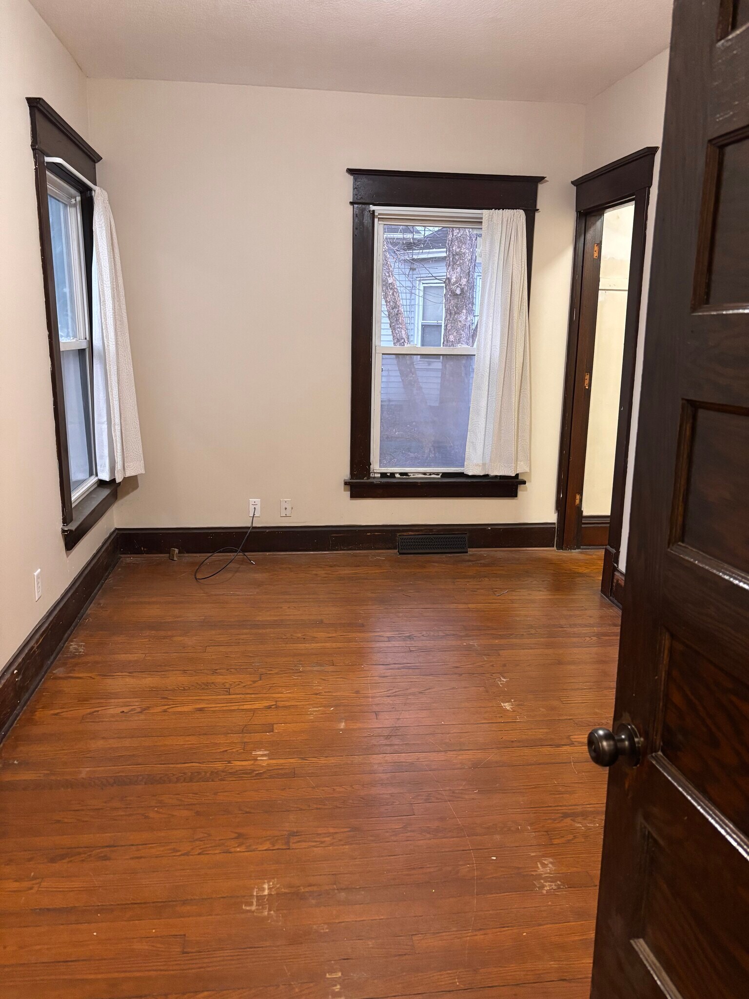 Building Photo - 1231 46th St