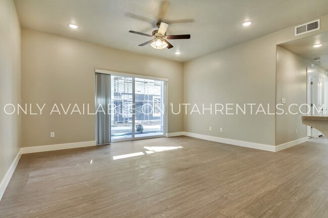 Building Photo - 1128 S 820 E