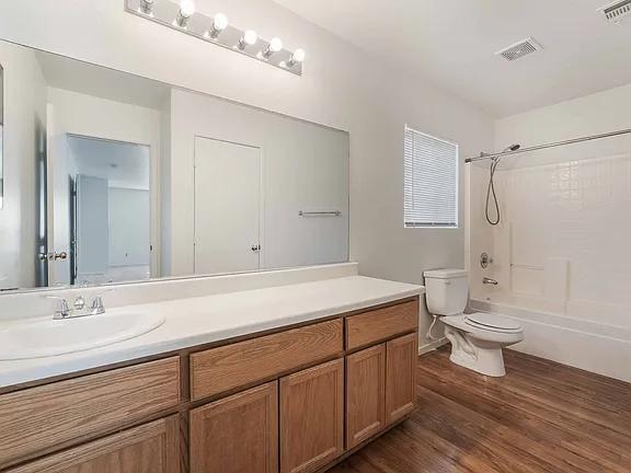 Building Photo - 5021 Drifting Pebble St