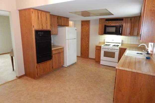 Building Photo - 1608 Martha Dr