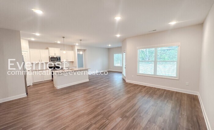 Building Photo - 169 Fall Mdw Dr