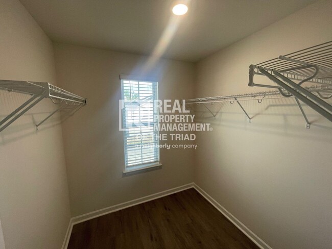 Building Photo - Brand New 3bd/2.5ba Townhome in Trinity