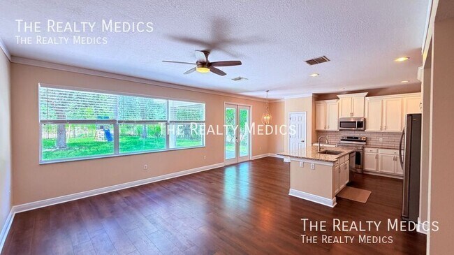 Building Photo - 10263 Malpas Point