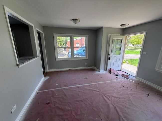 Building Photo - 622 N Garfield St