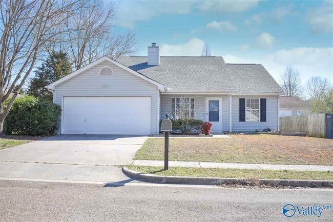 Building Photo - 120 Grey Fawn Trail