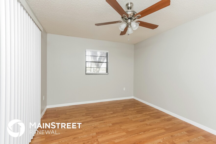Building Photo - 5801 Pauma Pl