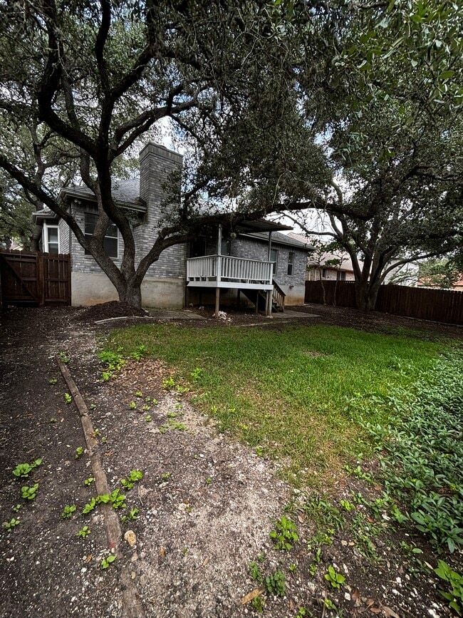 Building Photo - 13410 Alcanfor