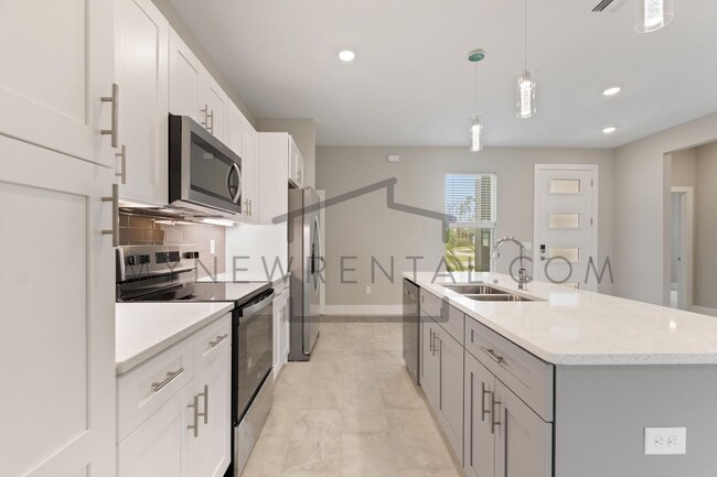 Building Photo - Deposit-Free! Get $1,000 OFF your first mo...