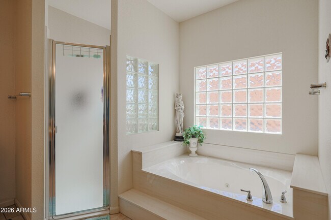 Building Photo - 2816 N 162nd Ave