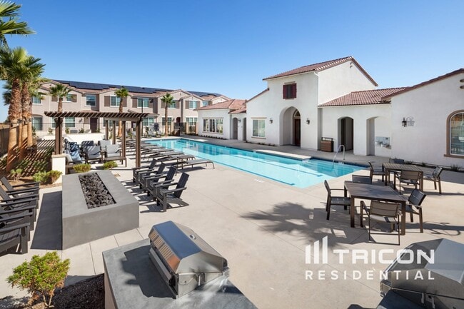 Building Photo - 24871 Padre Ct