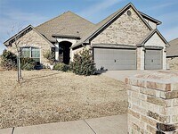 Building Photo - 4809 Arbuckle Dr