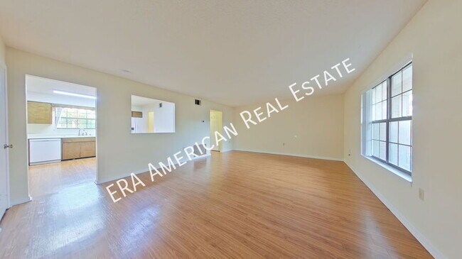 Building Photo - 132 5th Ave