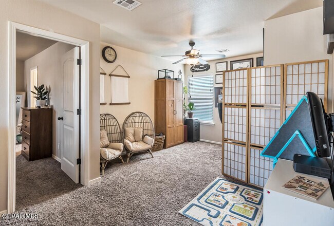 Building Photo - 12581 Blue Heron Dr