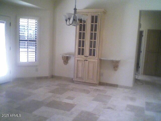 Building Photo - 8397 E Thoroughbred Trail