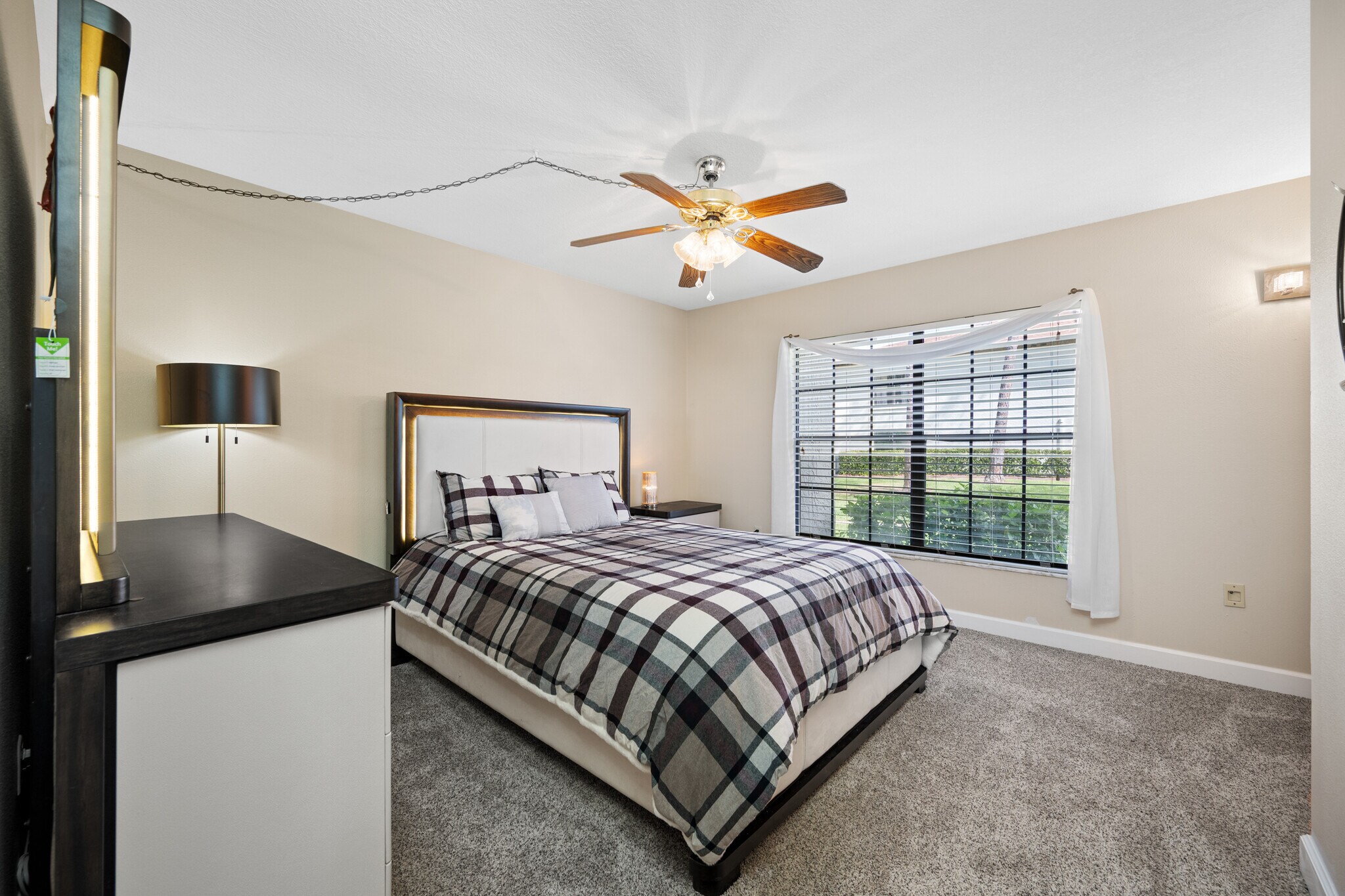 Building Photo - 3301 Crystal Ct E