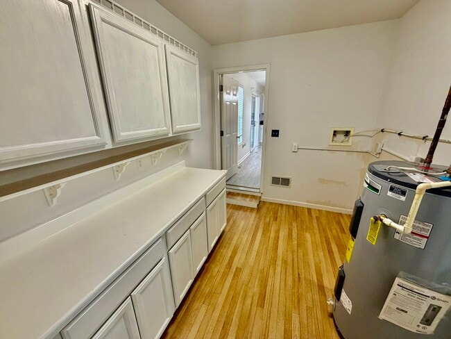 Building Photo - 60 Jetta Cir