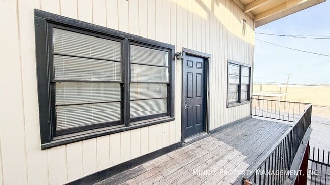 Building Photo - 5005 Avenue W