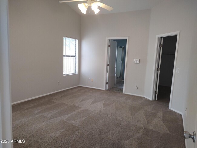 Building Photo - 3220 E Hononegh Dr