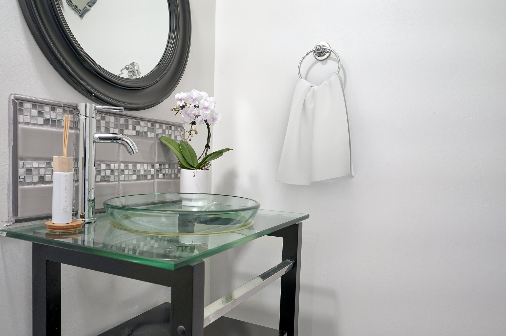 Building Photo - 121 S Palm Dr