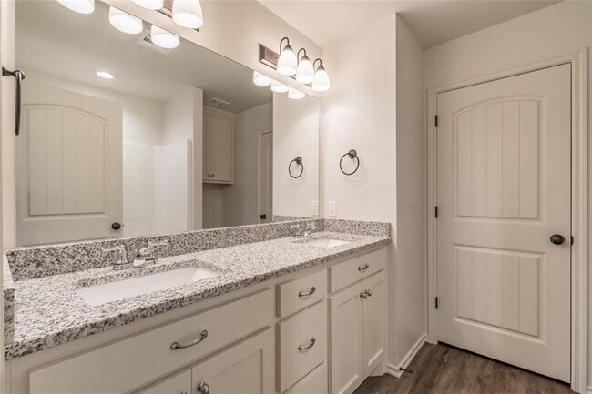 Building Photo - 433 Chalk Hill Ct
