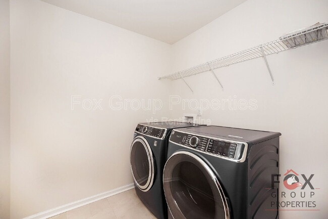 Building Photo - 4110 Steel Wy