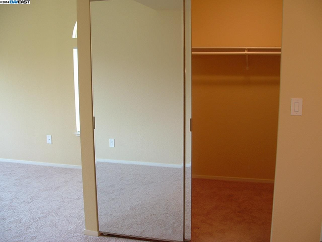Building Photo - 175 Pelican Loop
