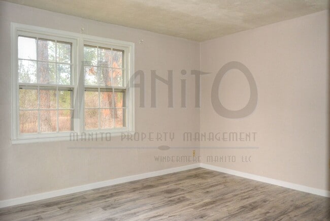 Building Photo - Charming Garden Springs Home