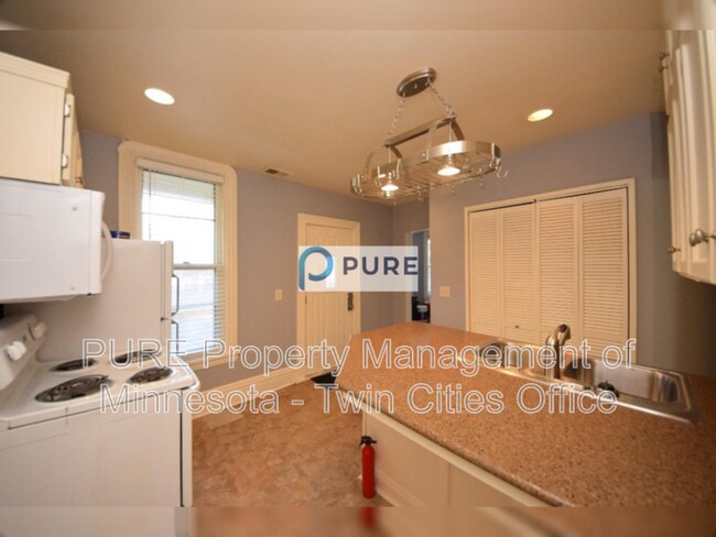 Building Photo - 3600 Bloomington Ave