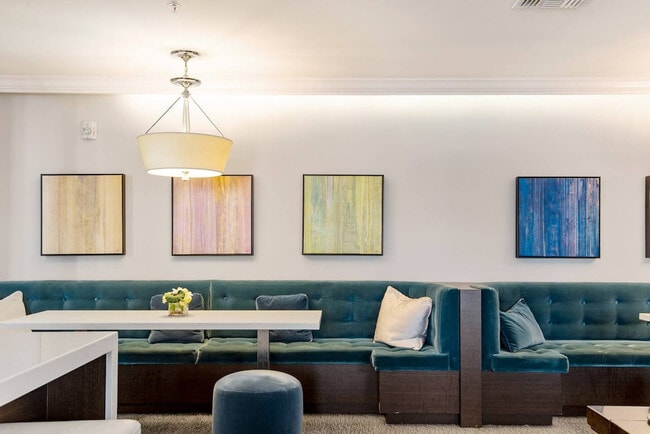 Building Photo - 4504 W Spruce St