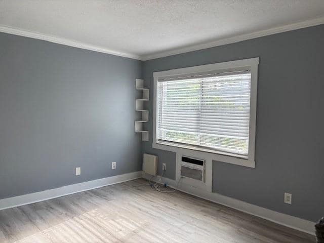 Building Photo - 4127 Dolphin Dr