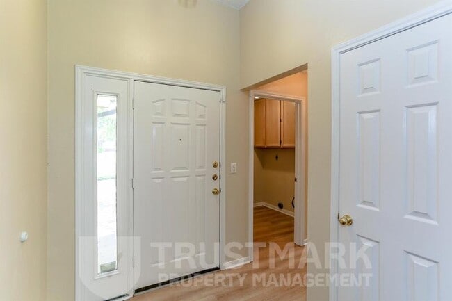 Building Photo - 4805 Frontier Trail