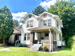 Building Photo - 3942-44 Cornelius Avenue