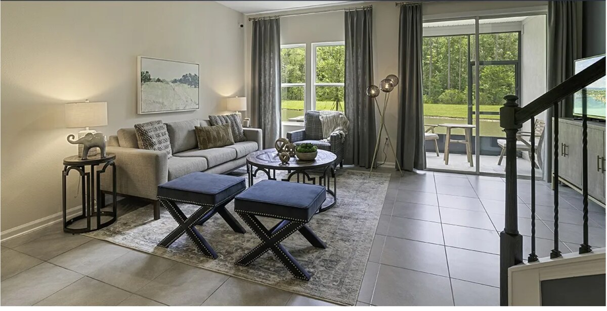 Building Photo - 600 Coastline Wy