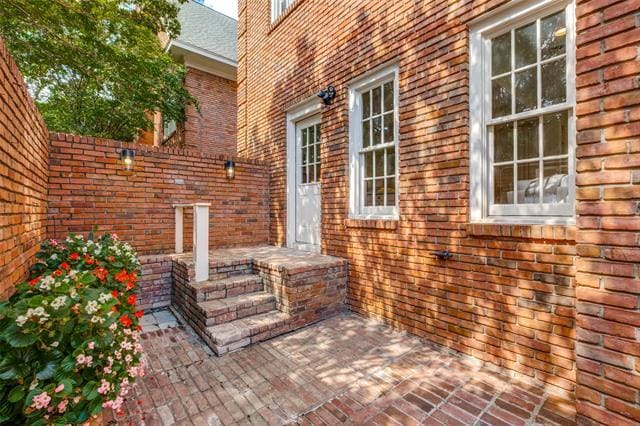 Building Photo - 3400 Shenandoah St