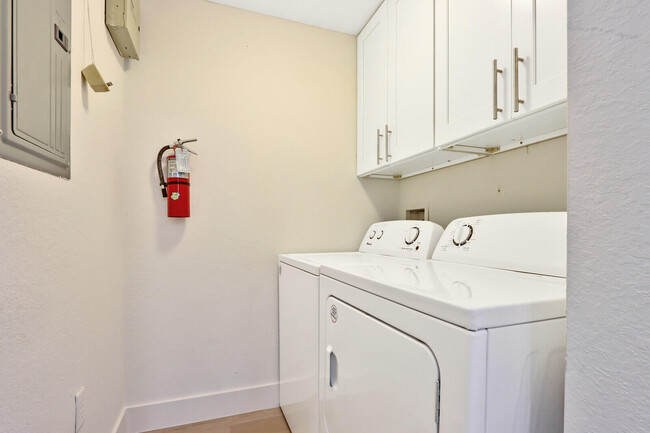 Building Photo - 2724 Anzio Ct