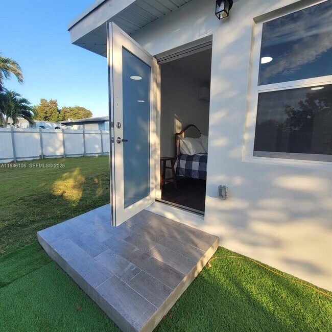 Building Photo - 19930 SW 118th Pl