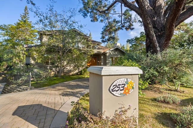 Building Photo - 7BR / 6BA Los Altos Home with Elevator, 3-Car Garage & EV Charging