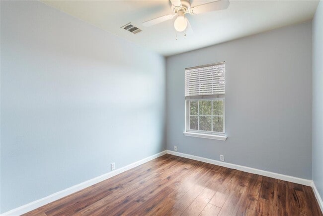 Building Photo - 6273 Negley