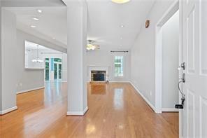 Building Photo - 304 Laurel Glen Crossing