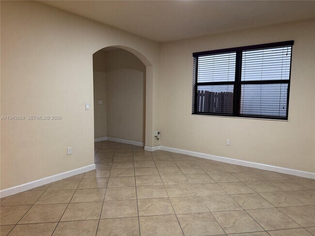 Building Photo - 9132 SW 227th Ln