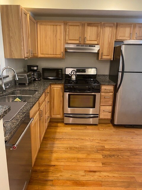 Kitchen - 88 P St NW