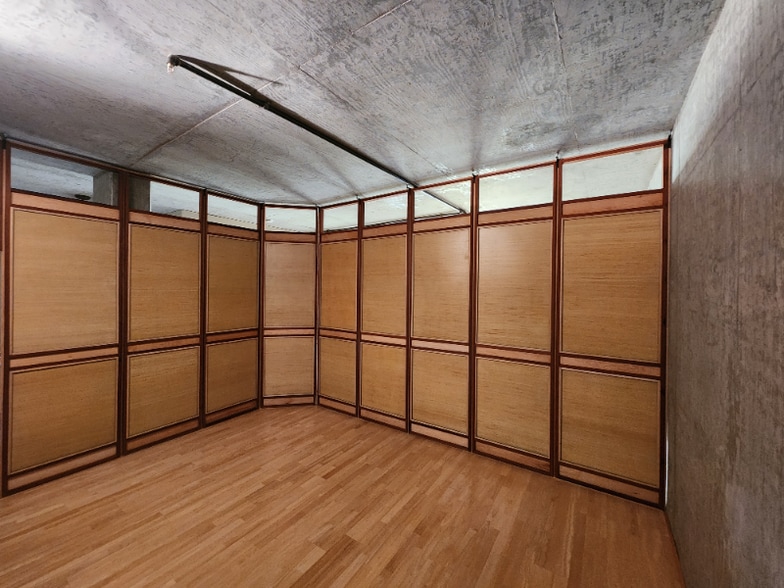 Building Photo - 411 NW Flanders St