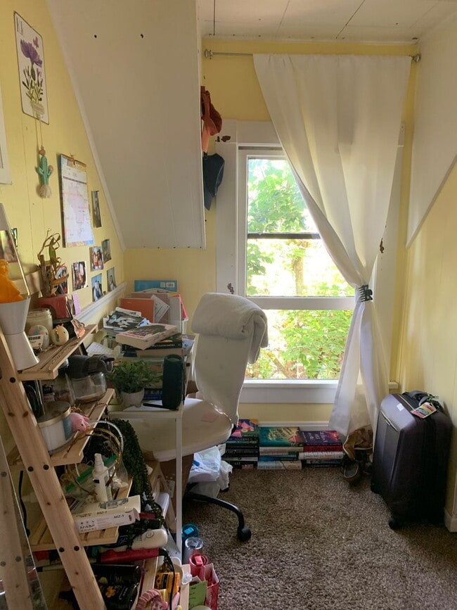 Building Photo - Sunnyland 5BR Near Trader Joe's – Walk to Schools, Private Yard, Pet Friendly | Pre-Leasing Aug 2026