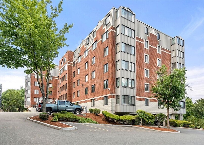 Building - 100 Ledgewood Dr