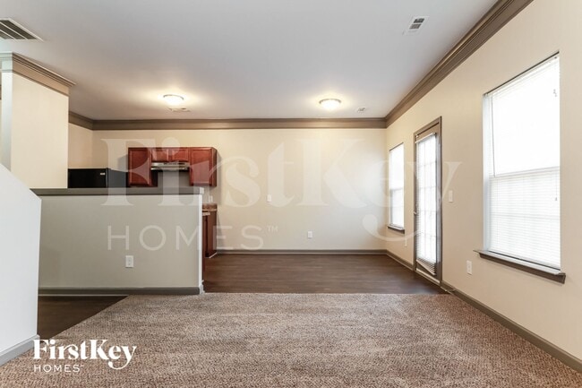 Building Photo - 866 Ivydale Ln SW