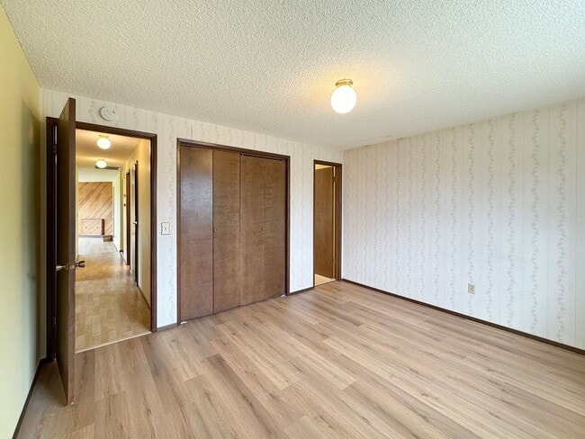 Building Photo - 41 McLaughlin Rd