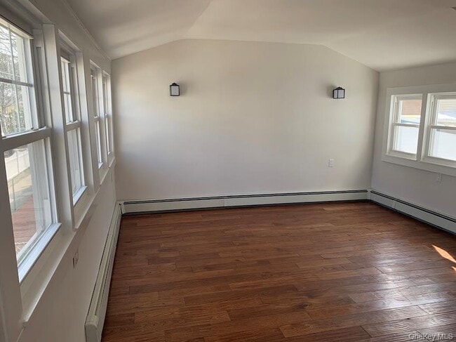 Building Photo - 10 Kirgan Ct