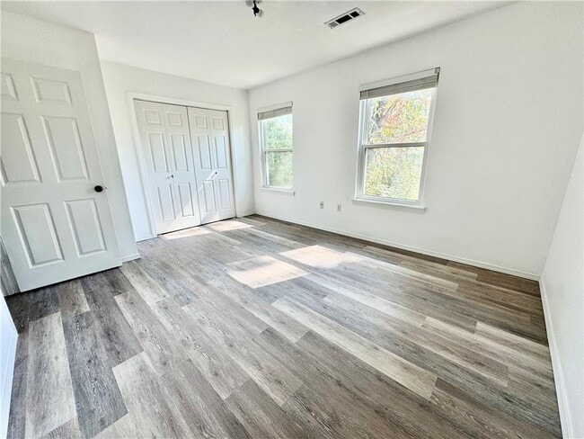 Building Photo - 507 Braithwaite St