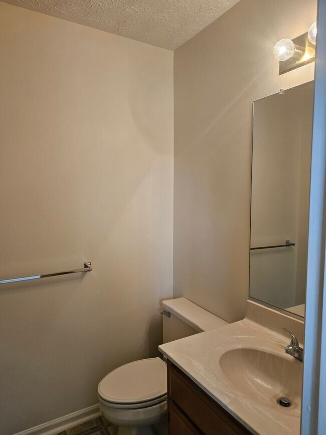 Building Photo - 2 Langille Ct