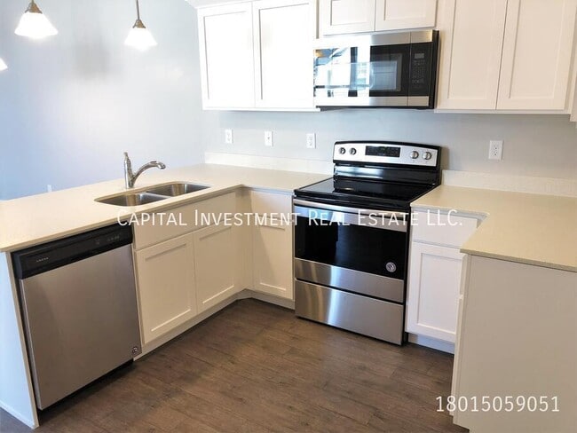 Building Photo - 14642 Bloom Dr